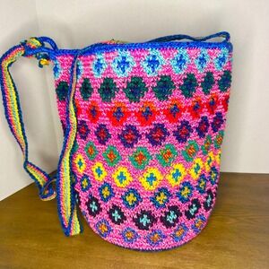 NEW Boho Multicolor Bucket Bag Woven Sun Bottom Adjustable Strap Bohemian